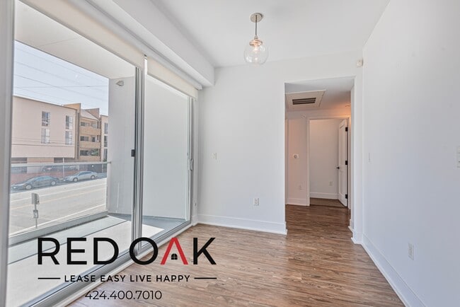 Photo - 1168 S Barrington Ave Unit 508