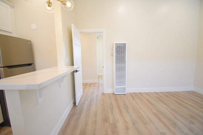 Photo - 1312 S Pacific St Unit F