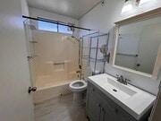 Photo - Cozy 2 bedroom 1 bathroom home.