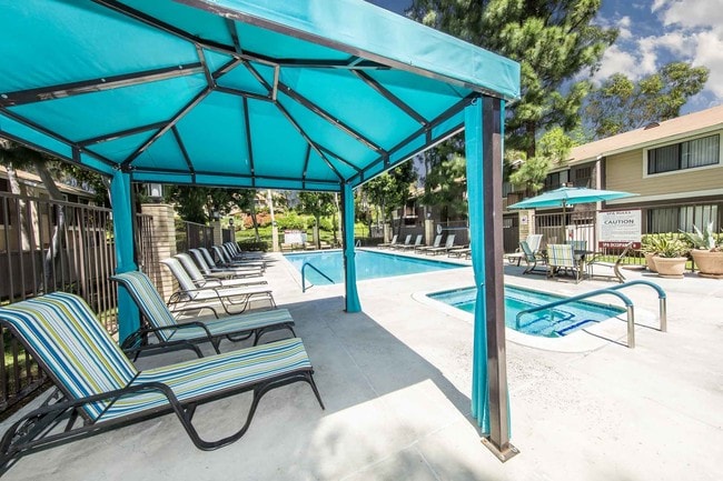 Photo - SERRANO HIGHLANDS APARTMENT HOMES