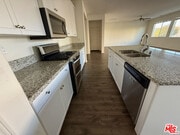 Photo - 28604 Clearview St