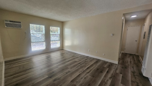 Photo - 815 N Benton Way Apartment Unit 1