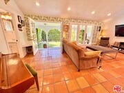 Photo - 708 Westmount Dr House