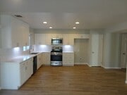 Photo - Beautiful 4 + 2.5 Home Palmdale