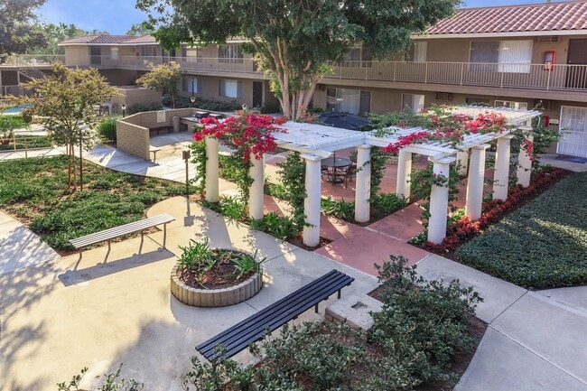 Building Photo - Camino Pueblo and El Rancho Apartment Homes