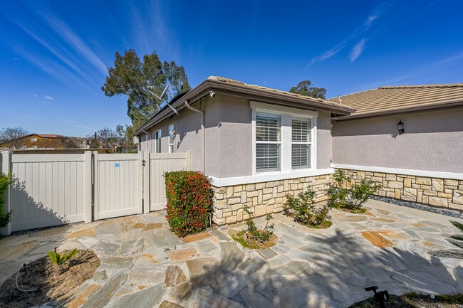 Photo - 35797 Rosedown Ln