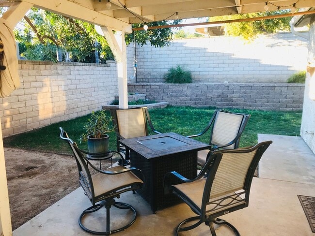 Photo - Unbeatable Charm in Camarillo's Colony