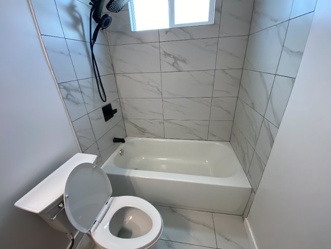 Photo - 1515-1515 E 20th St Unit 3