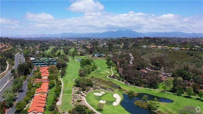 Building Photo - Beautifully Upgraded Single-Level Condo on...