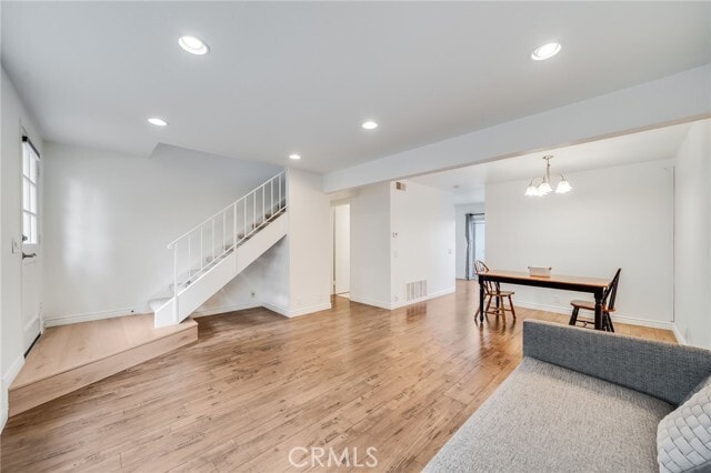 Photo - 16 Fox Hollow