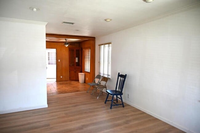 Photo - 1325 W 34th St