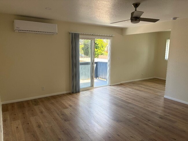 Living Room - 7702 Amberleaf Cir Unit 4