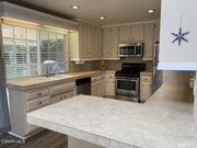 Photo - 652 Harper St