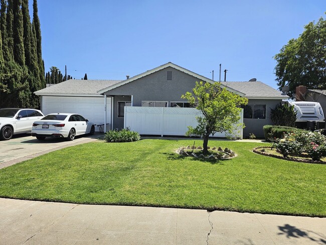 Photo - 1604 E Palm Ave House