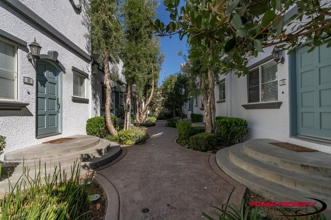 Photo - Vantaggio Townhomes