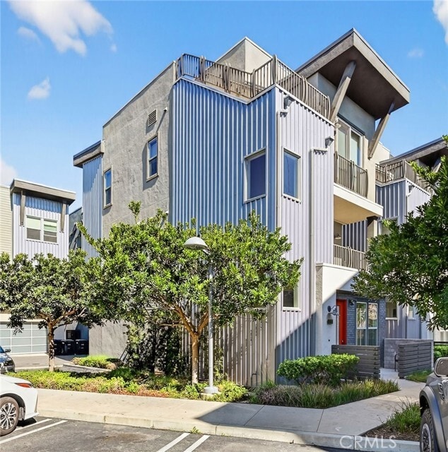 Photo - 1015 Somerton Dr