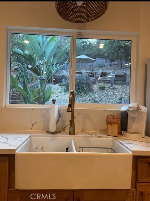 Photo - 961 Terrace 49