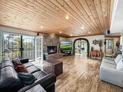 Photo - 2327 Maxson St