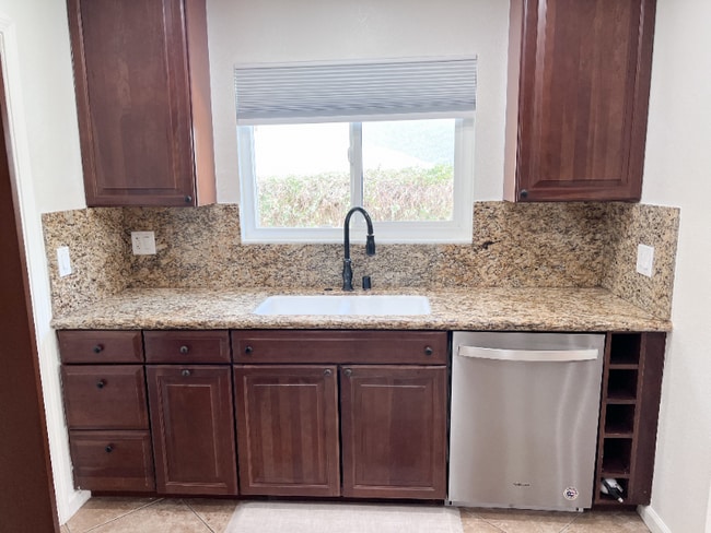 Photo - 77215 Minnesota Ave