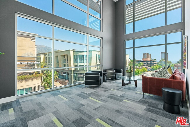 Photo - 325 N 1st St Unit 518