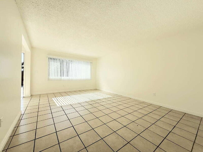 Photo - 14035 1/2 Orizaba Avenue