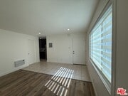 Photo - 2400 Vanderbilt Ln Unit 2402D