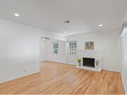 Photo - 15460 Sylvan St