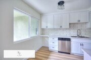 Photo - Fully Upgraded Spacious 2-Bedroom Unit in Prime Arcadia Location Unit B