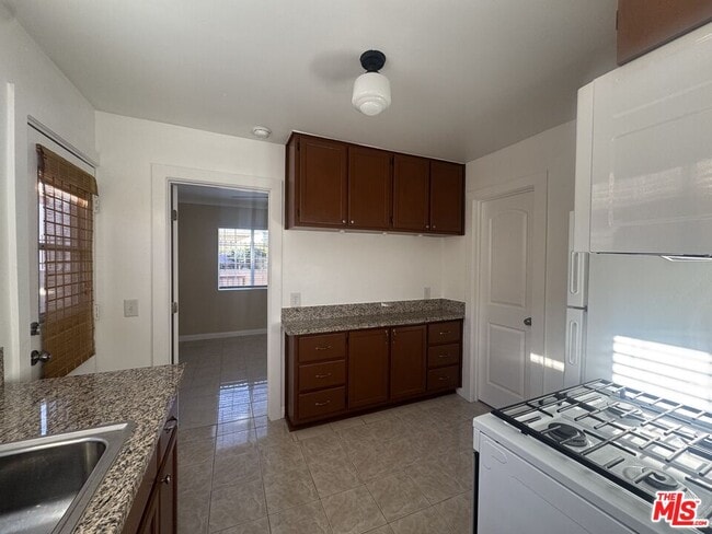 Photo - 317 N Coronado St