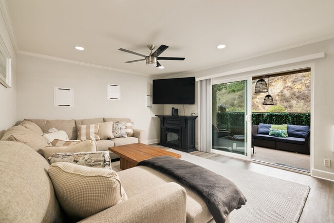 Photo - 8503 Villa La Jolla Dr Unit SI FL1-ID1559834P