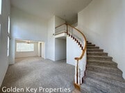 Photo - Beautiful spacious home in Mariners Point ...