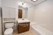 Photo - 4290 Aspen Ln Unit #B