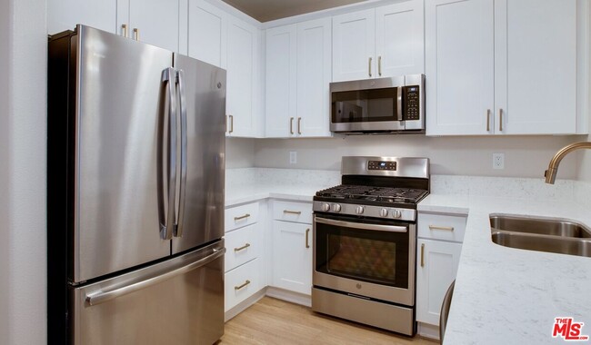 Photo - 348 Hauser Blvd Condo Unit 1-225