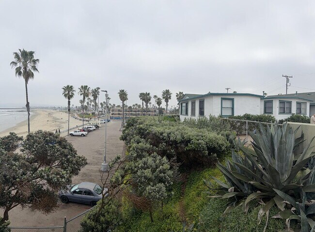 Photo - !!! OPEN HOUSE !!! - Sunday 3/29 - 12:00pm to 4:00pm Unit 25