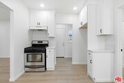 Photo - 580 W 15th St Unit C
