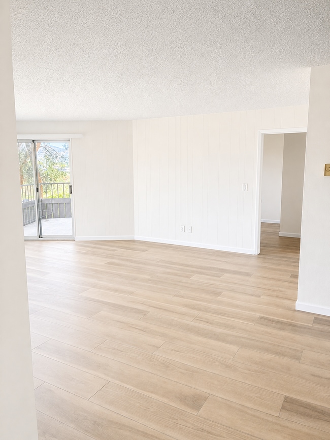 Photo - 5712 Baltimore Dr Unit 467