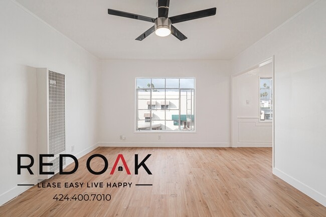 Photo - 1024 Menlo Ave Unit 17