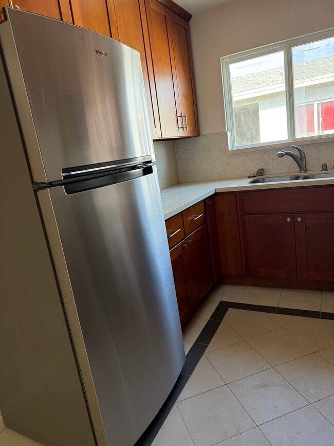 Photo - 16713 Crenshaw Blvd Unit 16713