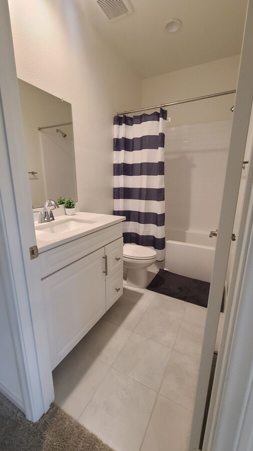 Photo - 8383 Tahoe St