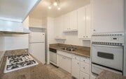 Photo - 8207 De Longpre Ave Apartment Unit 4