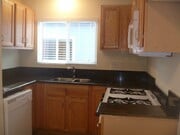 Photo - 808 Garnet St Unit B