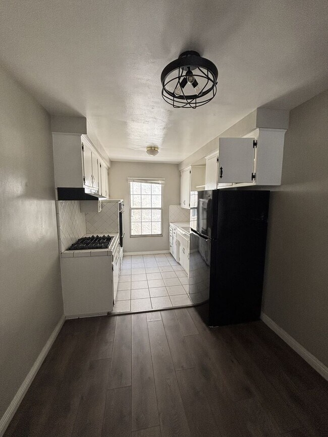 Photo - MOVE IN READY Studio unit