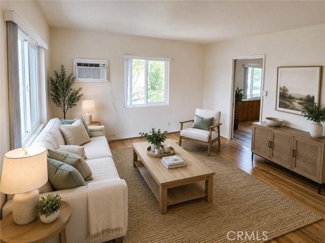 Photo - 502 E Cypress Ave