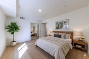 Photo - 1650 Murchison St Unit 1650