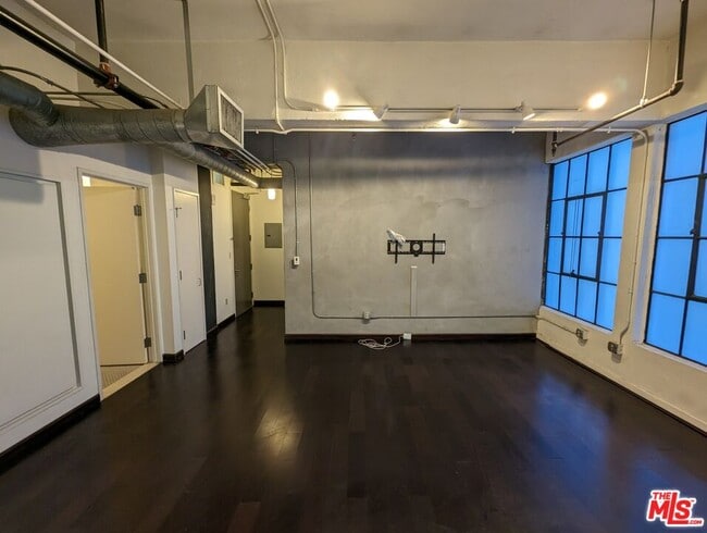 Photo - 746 S Los Angeles St Unit 402