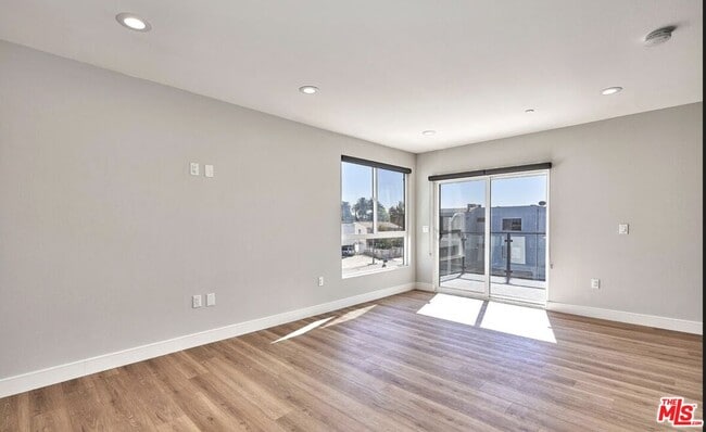 Photo - 4507 Lomita St Unit 4507 1/2