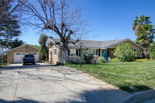 Photo - 11758 Grant Dr
