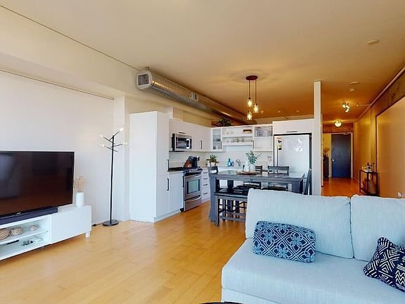 Photo - 1100 S Hope St Unit 112