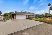 Photo - 15833 Ridgeway Ave House