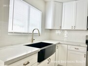 Photo - 626 E Arbor Vitae St Unit A